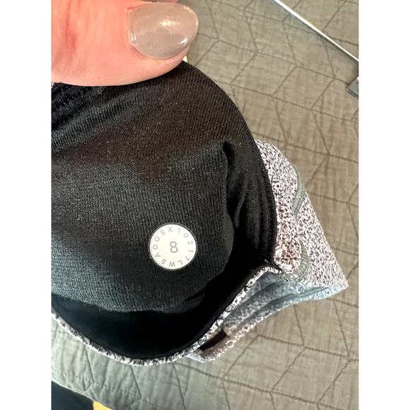 Lululemon train times 7/8 fractal alpine leggings 8 - Picture 5 of 6